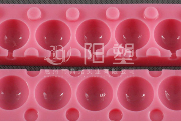 老百姓應(yīng)該如何分辨加成型硅膠和縮合型硅膠