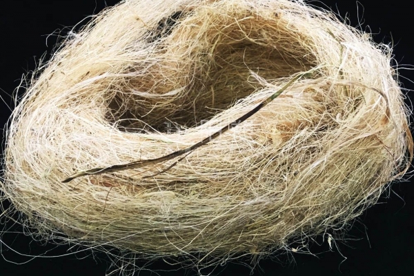 一般老百姓在制造雕塑中所用到的麻絲是起什么作用的呢？