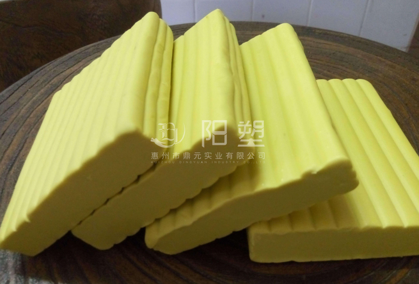 不飽和聚酯樹(shù)脂，石膏粉，雕塑泥，硅膠，硅橡膠，樹(shù)脂，玻璃鋼，樹(shù)脂工藝品，鼎元實(shí)業(yè)，鼎元陽(yáng)塑